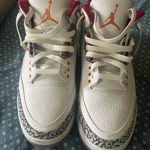 Jordan 3 Cardinal red